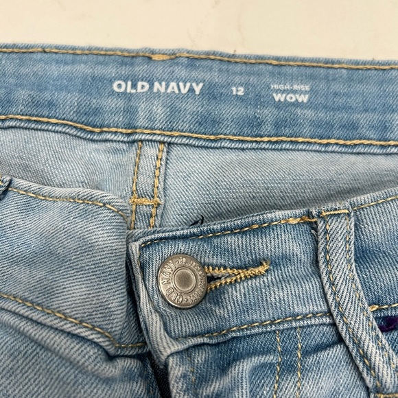 Old Navy Embroidered Light Blue Jean Shorts - Picture 5 of 14